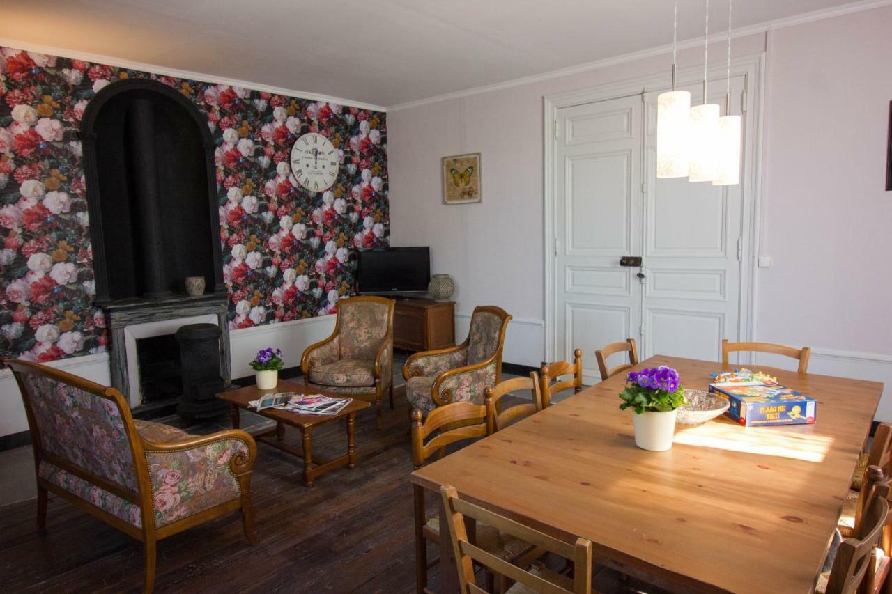 Domaine Des Lilas Saint-Germain-Lembron Exterior foto